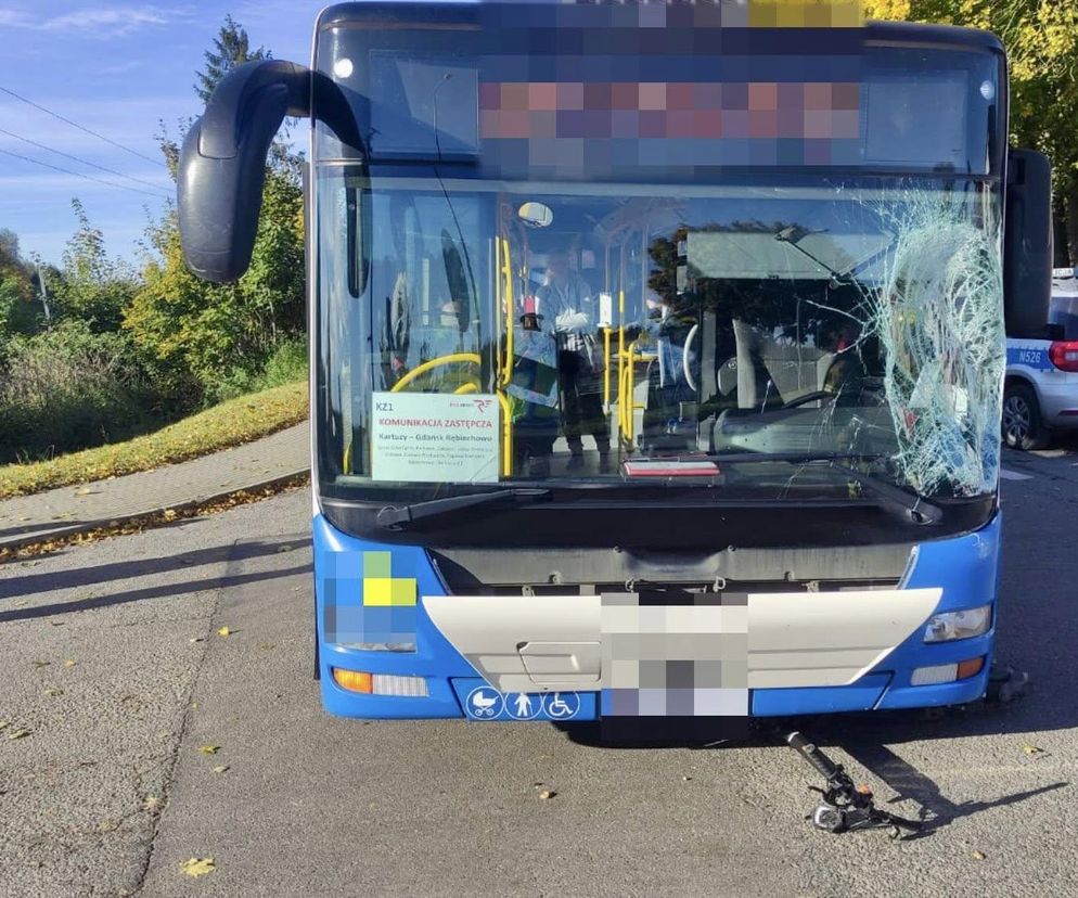 Autobus potrącił chłopca na hulajnodze elektrycznej. Śmigłowiec LPR w akcji