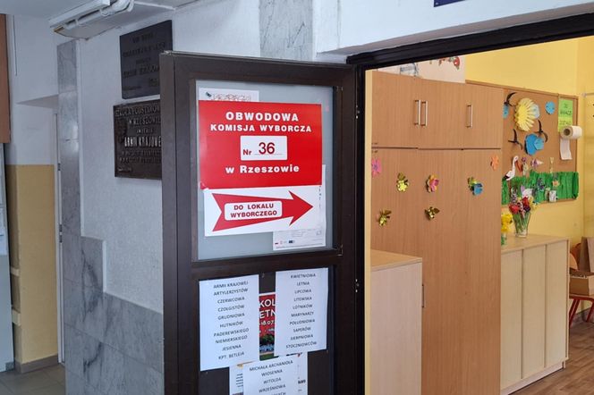  Frekwencja wyborcza na Podkarpaciu. Nowe dane Państwowej Komisji Wyborczej 