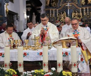 Nowy biskup diecezji łowickiej. W uroczystości wzięło udział wielu gości