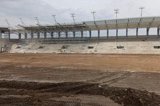 stadion kwiecień 2 