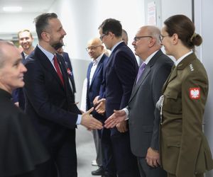 Nowoczesny tomograf w krakowskim szpitalu wojskowym. Sprzęt z funduszy KPO zaprezentował szef MON