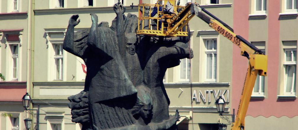 Remont Starego Rynku w Bydgoszczy. Zaglądamy na plac budowy [ZDJĘCIA]