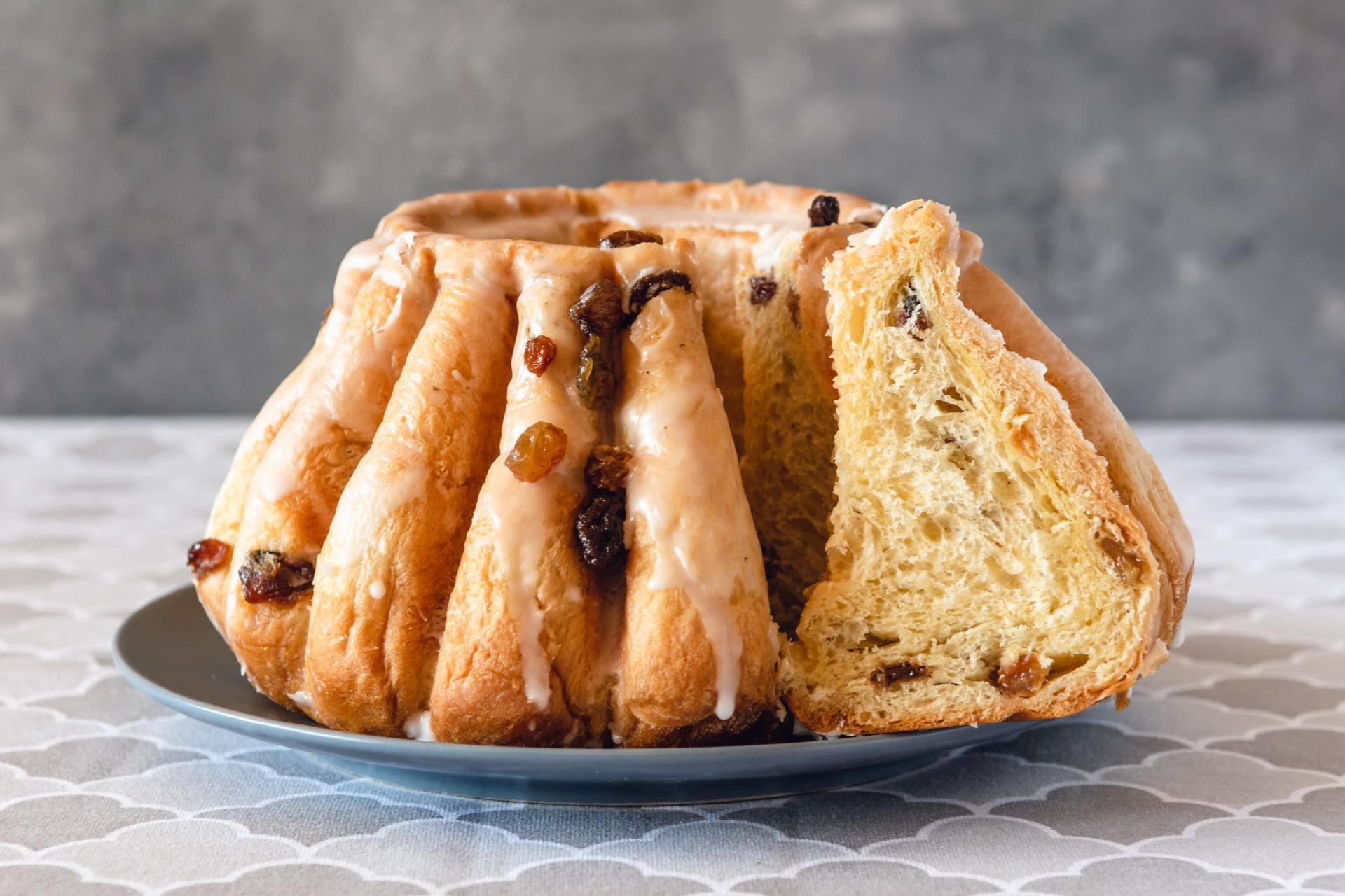 Easter yeast cake.  A recipe from a century ago, thanks to which the refreshed pound cake will be even better than the fresh one – Super Express