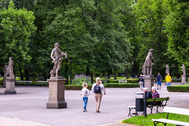 Ogród Saski w Warszawie – spacer po głównych alejkach