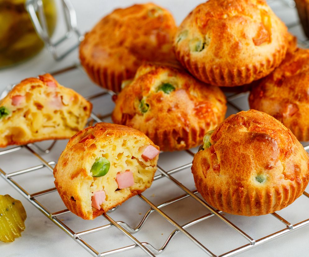 Wytrawne muffiny z parówkami i groszkiem - imprezowa przekąska last minute!