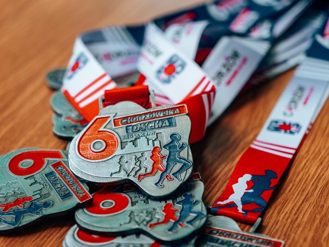 Sportowe emocje w Chorzowie. 150 biegaczy wystartowało w 6. edycji Chorzowskiej Dychy