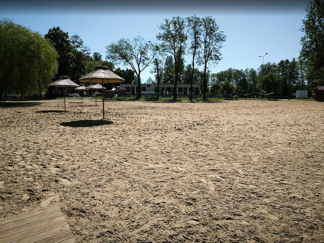 Plaża w Osiecznej przed sezonem letnim 