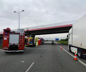 Tragiczny wypadek na A1. Nie żyje kierowca osobówki