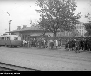 Warszawa. Dworzec Wileński dawniej i dziś