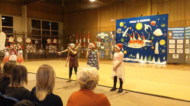 Tak mali artyści widzą św. Mikołaja w kosmosie! 