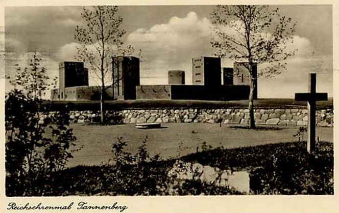 Ten obiekt na Mazurach miał przypominać krąg ze Stonehenge. Dziś pozostały po nim ruiny