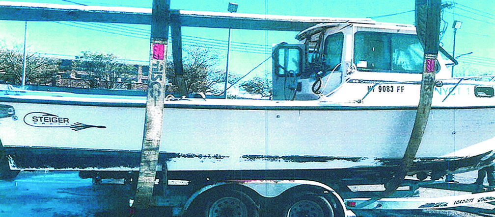 Rozwalili jedyną łódź MTA