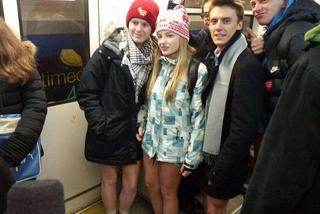 No Pants Subway Ride Warsaw 2016. Jeździli metrem bez spodni [ZDJĘCIA]