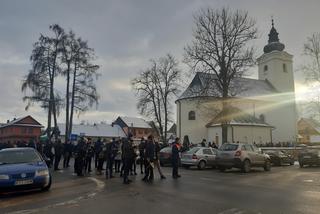 Pogrzeb nastolatków z Nowej Białej. Zginęli tragicznie w Sylwestra