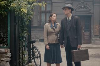 Wojenne dziewczyny 5 odc. 54. Andrzej Janowski (Sebastian Jasnoch), Marysia (Aleksandra Pisula)