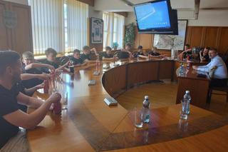 Uczniowie z Piątki zwiedzają Europę