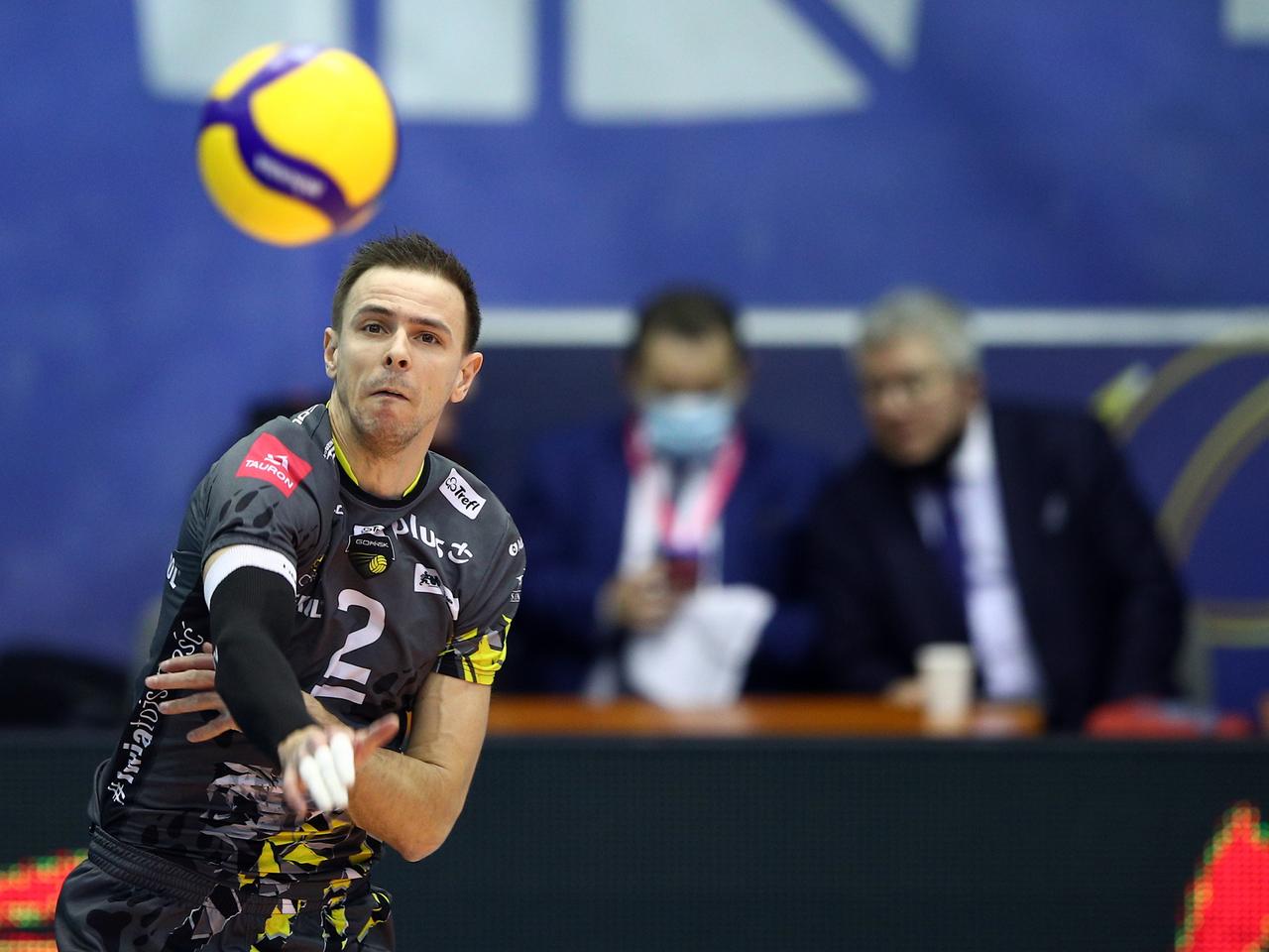 „Gdy zobaczyłem jak atakuje, sądziłem, że siatka wisi pół metra za nisko”. Tak zaczynał Mariusz Wlazły