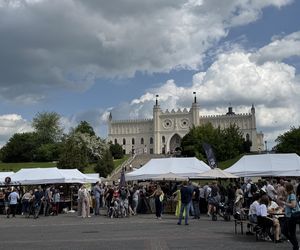 Tłumy na placu Zamkowym w Lublinie. Trwa festiwal smaków. Mamy zdjęcia!