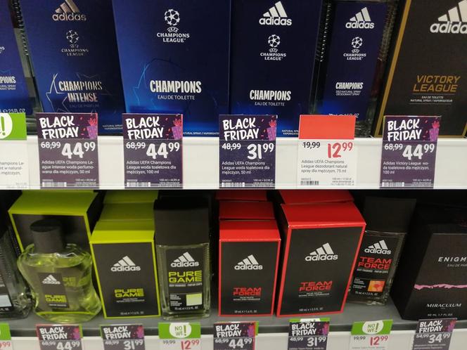  Black Friday w Rossmannie. Do -65% na perfumy
