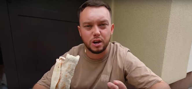 Książulo testuje kebaby w Poznaniu
