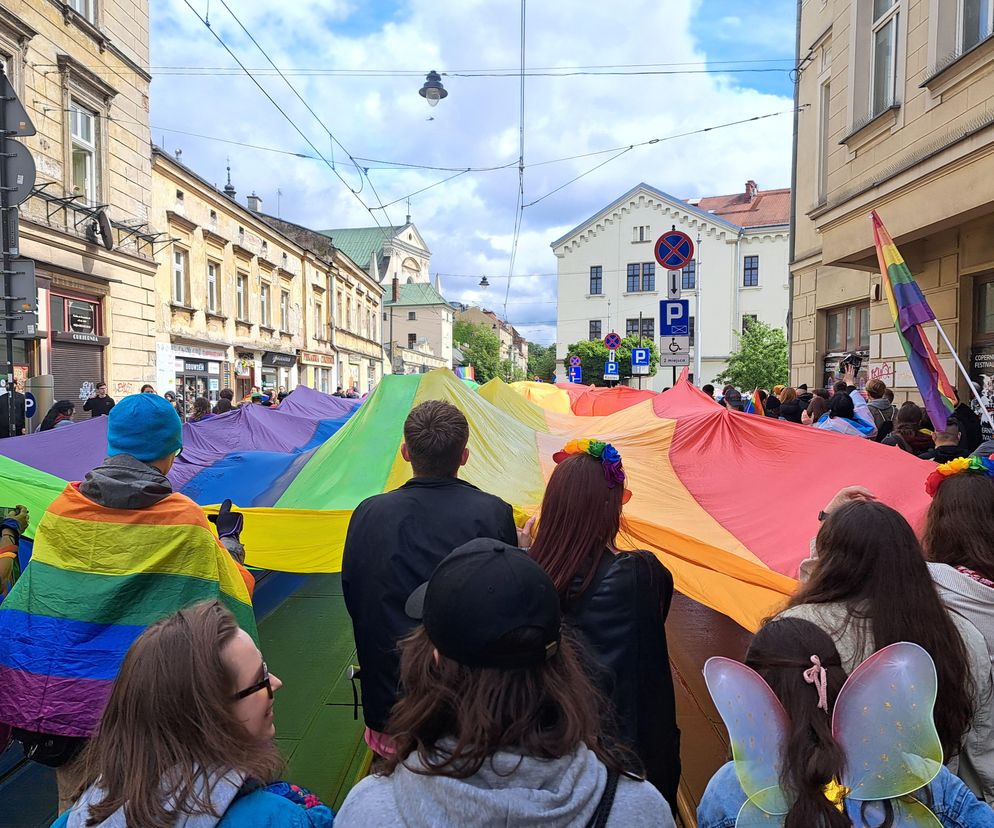 Burza na Radzie Miasta. Kraków uzna małżeństwa jednopłciowe zawarte w UE? Oto co dalej z rezolucją