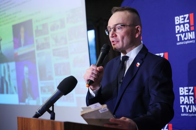 Marek Woch na konwencji Ogólnopolskiej Federacji "Bezpartyjni i Samorządowcy"