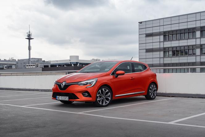 To auto marzy, by stać się kompaktem. Renault Clio TCe 130 EDC FAP Intens - TEST, OPINIA