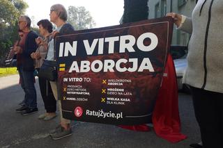 Protest przeciwko programowi In Vitro w Starachowicach