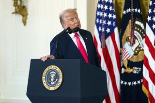 Sąd w Georgii wycofuje zarzuty wobec Trumpa. Co dalej z procesem?