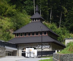 Dziesiątki lat w ruinie. Odradza się serce małopolskiego uzdrowiska