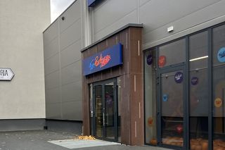 Anastazja złamała kręgosłup w bawialni