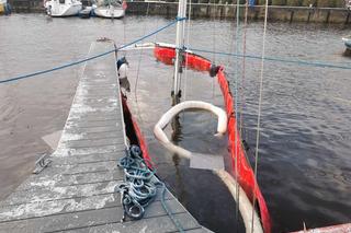 W Kołobrzegu zatonął jacht