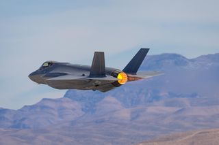 Erdogan i Trump na szczycie NATO 