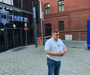  Inowrocław. 27-latek zmarł w czasie interwencji policji. Ponad 100 osób protestowało pod komendą [ZDJĘCIA]