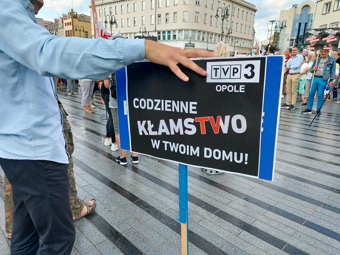 Opole przeciwko "lex TVN". Protest na pl. Wolności [10.08.21 r.]