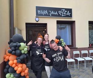 Raper Kleszcz otwarł pizzerię w Tarnowskich Górach ZDJĘCIA
