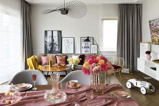 Lampy z ażurowymi abażurami