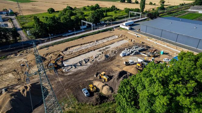 Budowa miejskiej części przystanku Szczecińskiej Kolei Metropolitalnej Stołczyn (Glinki)