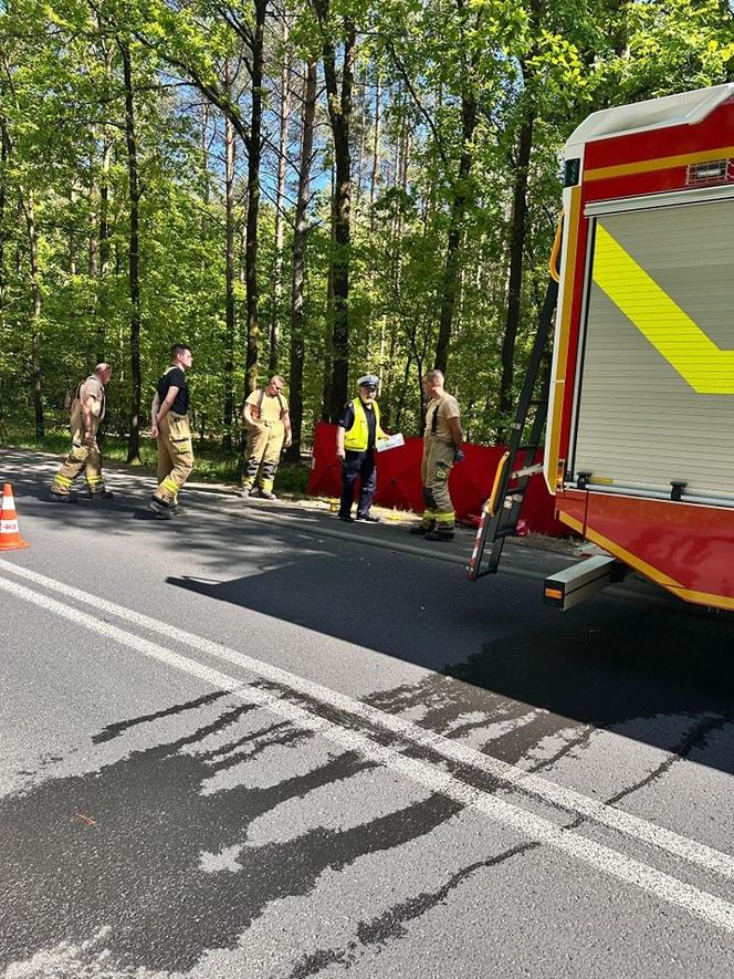35-latek zginął na motocyklu. Tragiczny wypadek w Lipkach
