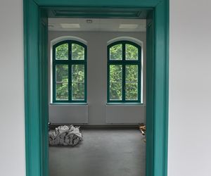 Dworzec w Leśnej po remoncie