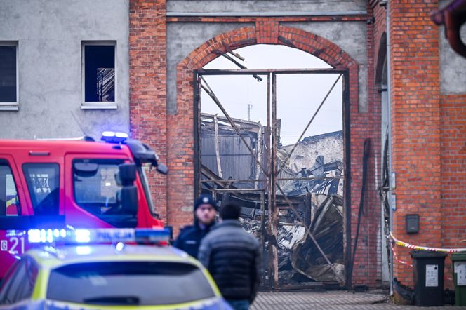 Pożar w Gdańsku ugaszony. Na pogorzelisko wkraczają policjanci 