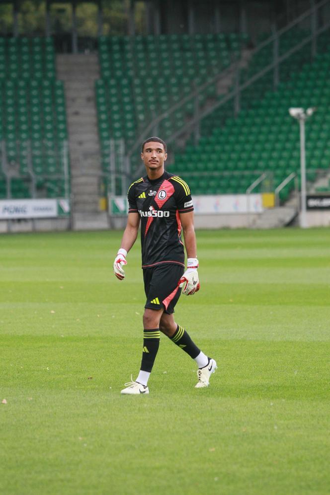 Legia z hukiem rusza po tytuł. Warszawski klub z wielką pompą zaprezentował kadrę na nowy sezon