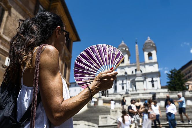 Fala upałów w Europie! "Centra chłodzenia" powstają w miastach