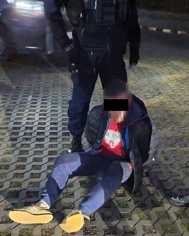 Grupa przestępcza rozbita w Toruniu. Zdjęcia z ogromnej akcji policji