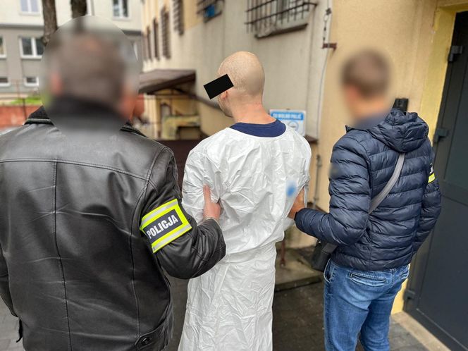 Zatrzymano sprawcę seryjnych napadów na kobiety na Bałutach. Ale czy działał sam?