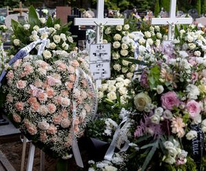 Matka i córeczki zginęły w szambie