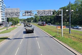 Parada przed meczem Gortat Team vs Wojsko Polskie