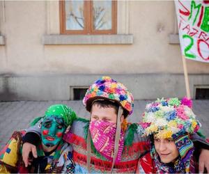 Śmigus dyngus w Wilamowicach. Tak było na śmierguście 10 lat temu