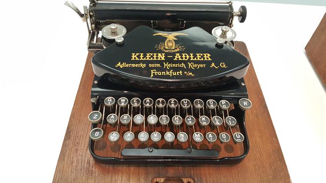 Maszyny do pisania na wystawie w Bydgoszczy