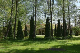 To miejsce w Małopolsce przyciąga turystów jesienią. Jego ozdobą jest unikatowy drewniany dwór